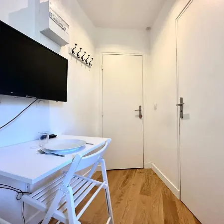 New 458 Chaplin - Cosy Center Διαμέρισμα